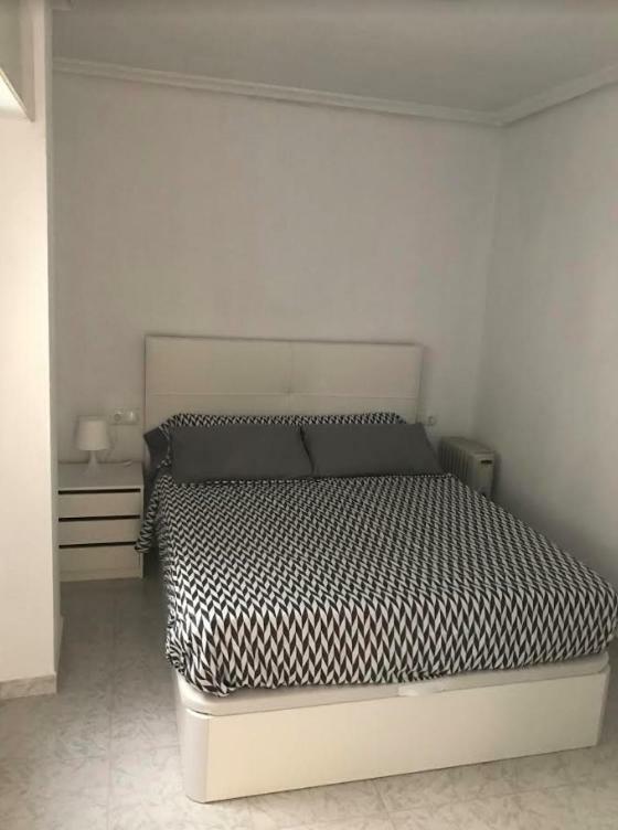 Modern Beach Apartment Torrevieja Esterno foto